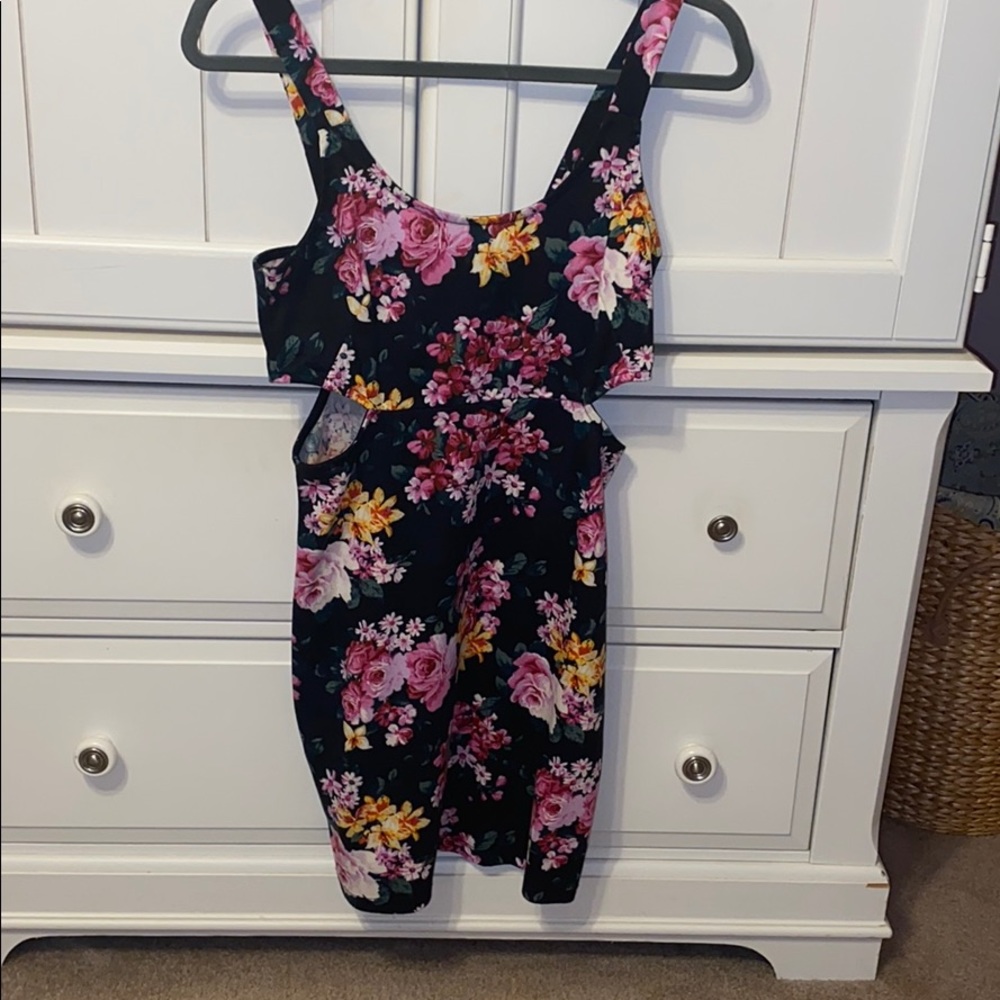 Forever 21 body con dress